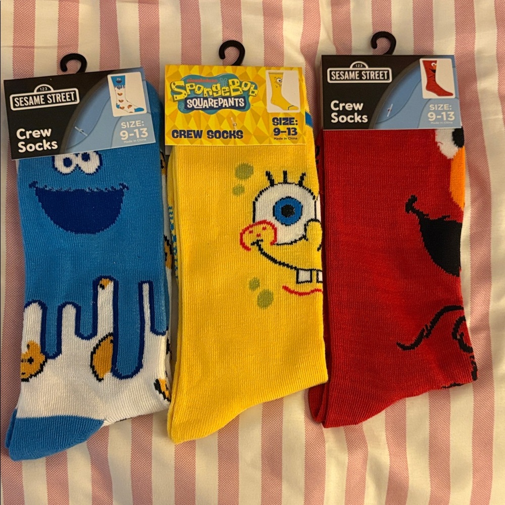 Sesame Street and SpongeBob Crew Socks Set